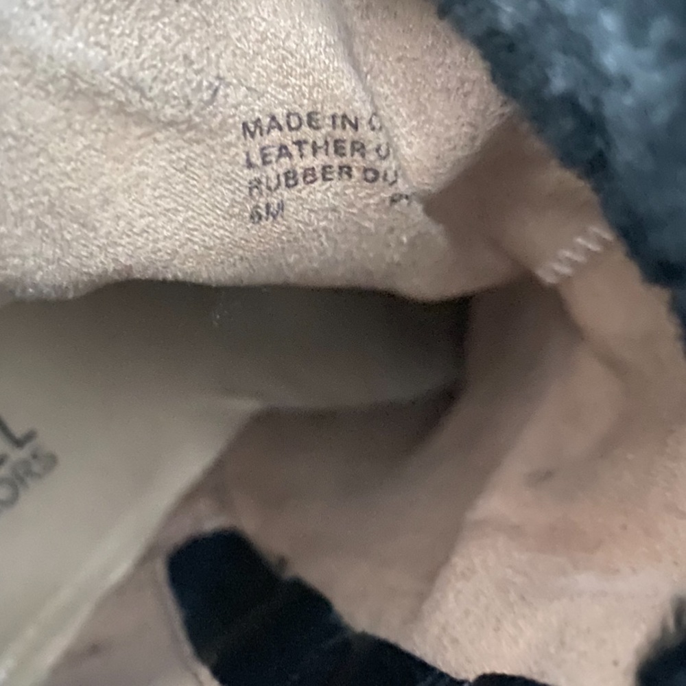 Michael Kors Boots Women - SZ 6 - Picture 15 of 15